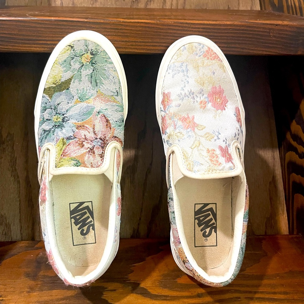 Vans Classic Slip-On Tapestry Multi Snow White Floral